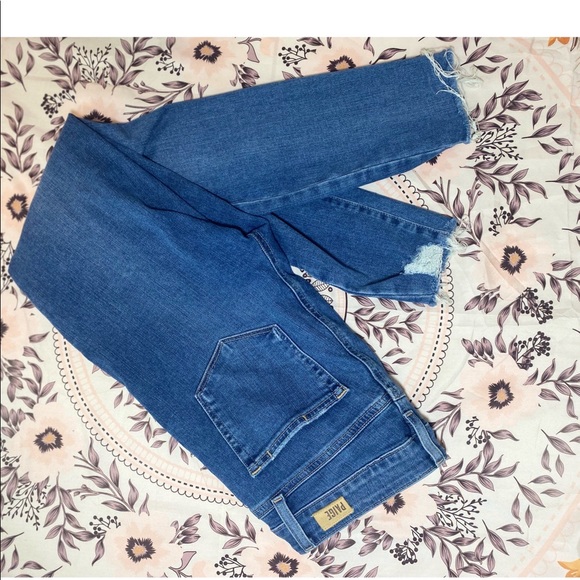 Paige Verdugo Distressed Ankle Skinny Jeans {sz 26} - Picture 2 of 7